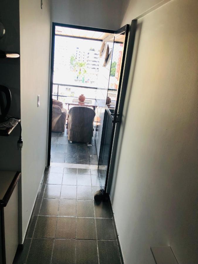 Apartamento De Ponta Em Frente Ao Tropico Com Garagem, Wi-fi, Lavadora - Apto703 Maceió